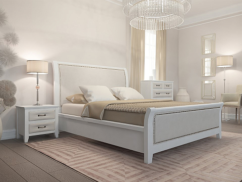 Кровать с высоким изголовьем Dublin - Уютная кровать со встроенным основанием из массива сосны с мягкими элементами.